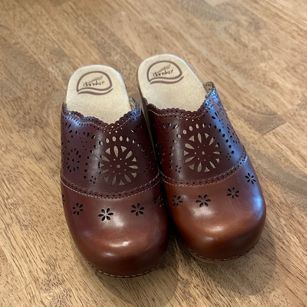 Dansko 38 Dark Brown Leather Clogs with Floral Cutouts